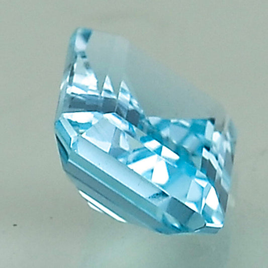 Natural Sky Blue Topaz Octagon Shape Standard Cut Loose Gemstone LSY1019
