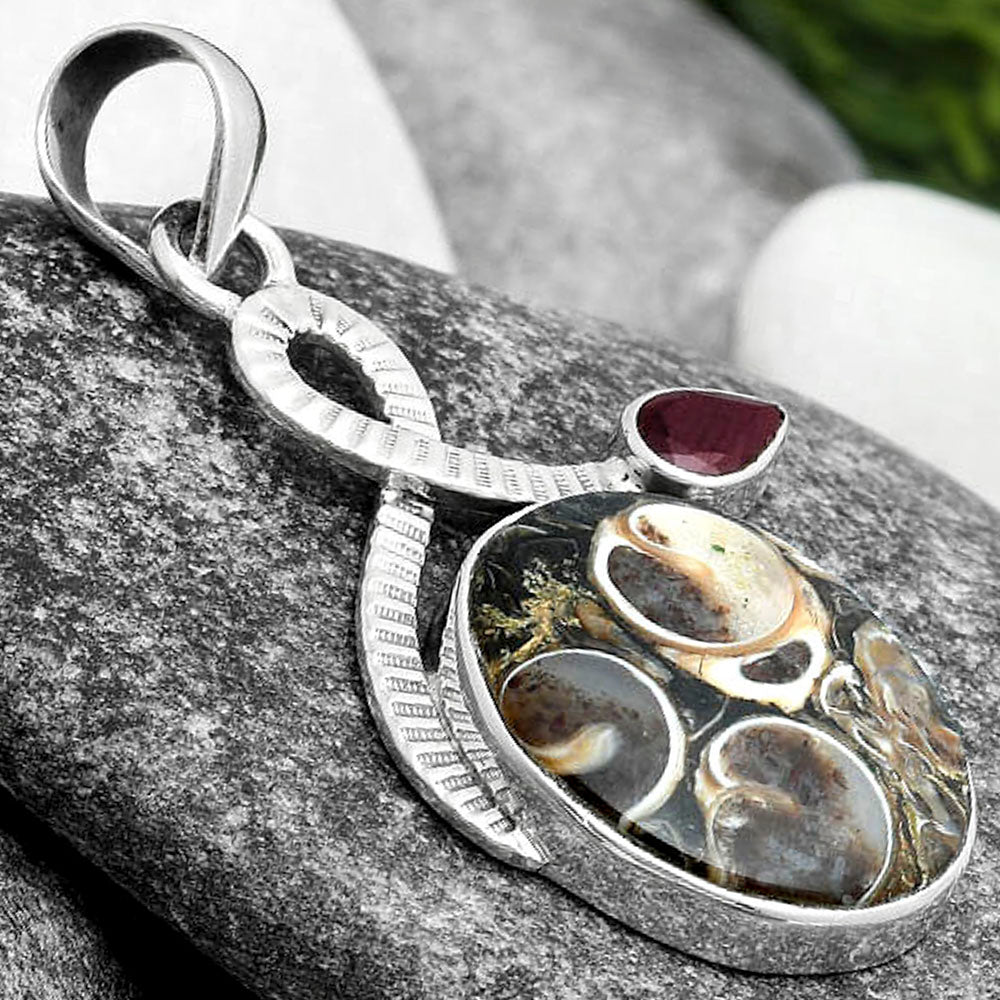 Natural Turtella Jasper USA & Garnet Pendant P-1111 SDP104197