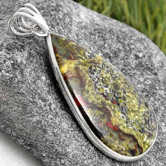 Dragon Blood Stone - South Africa Pendant P-1001 SDP105666
