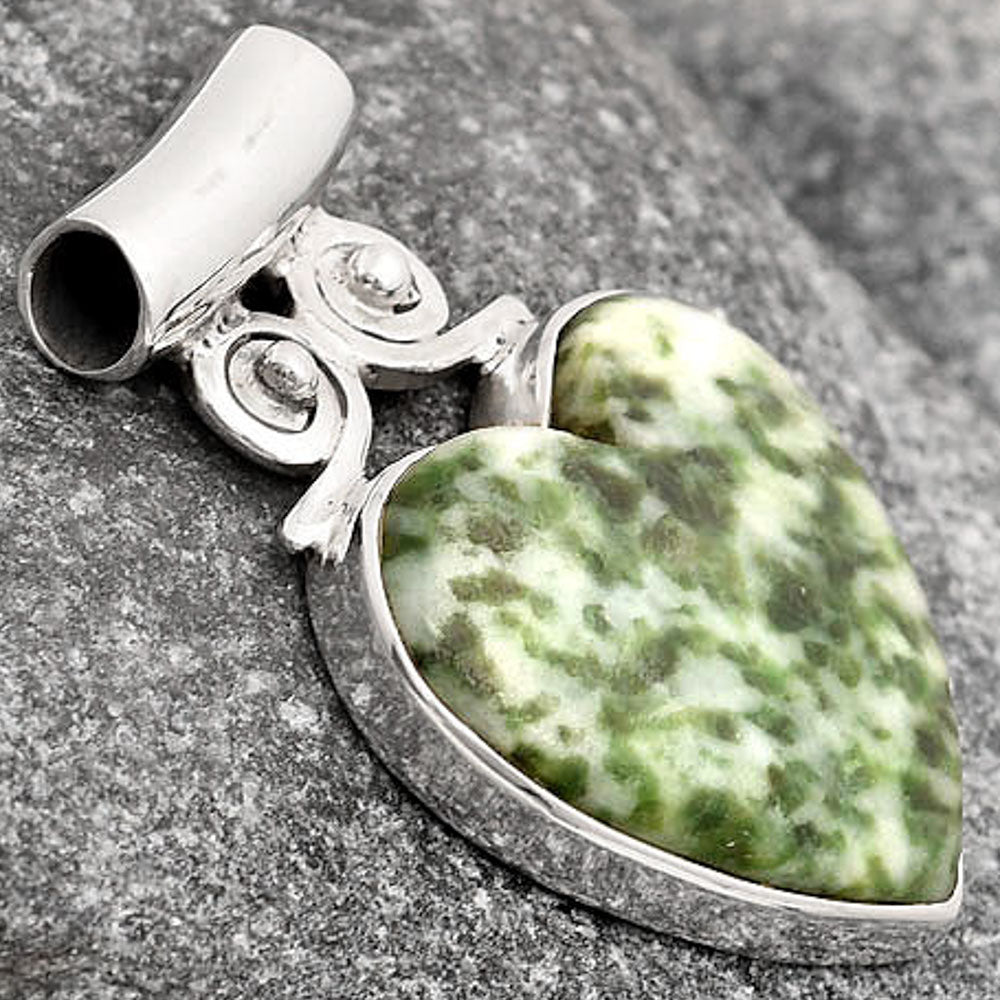 Natural Dioptase Pendant P-1597 SDP106408