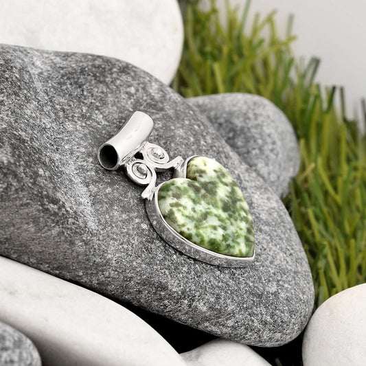 Natural Dioptase Pendant P-1597 SDP106408