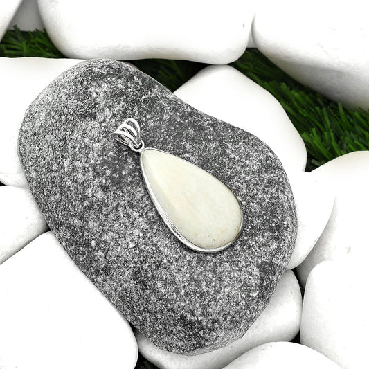 Natural White Scolecite Pendant P-1001 SDP109406