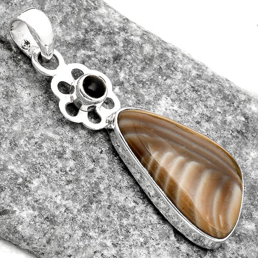 Natural Flint Stone & Black Onyx Pendant P-1634 SDP110005