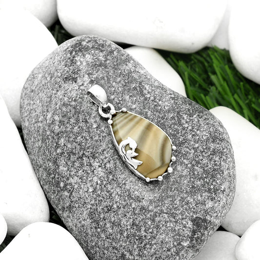 Peacock - Natural Flint Stone Pendant P-1698 SDP111828