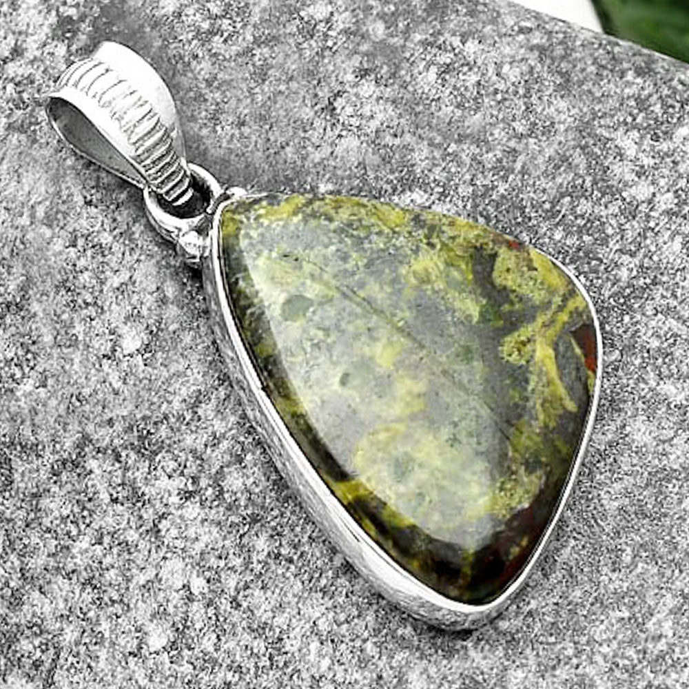 Dragon Blood Stone - South Africa Pendant P-1100 SDP112102