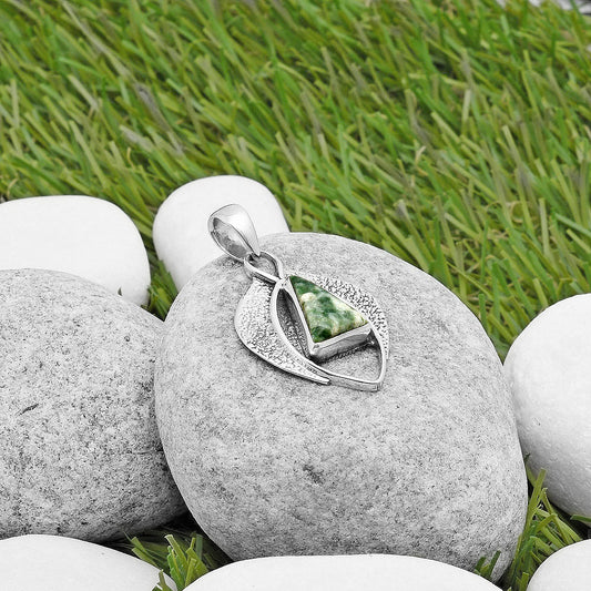 Southwest Style - Natural Dioptase Pendant P-1402 SDP112965