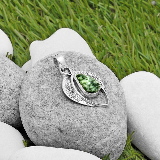 Southwest Style - Natural Dioptase Pendant P-1402 SDP112979