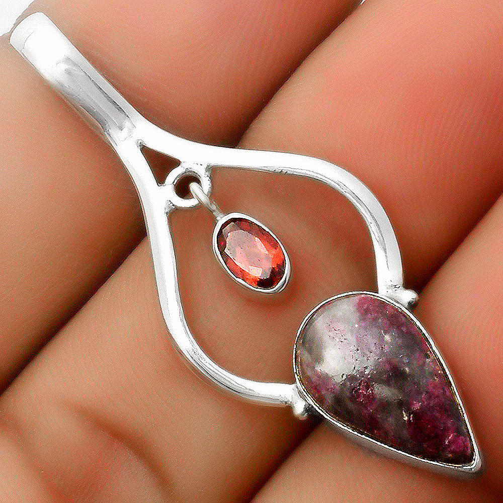 Natural Tourmaline Quartz & Garnet Pendant P-1648 SDP113708