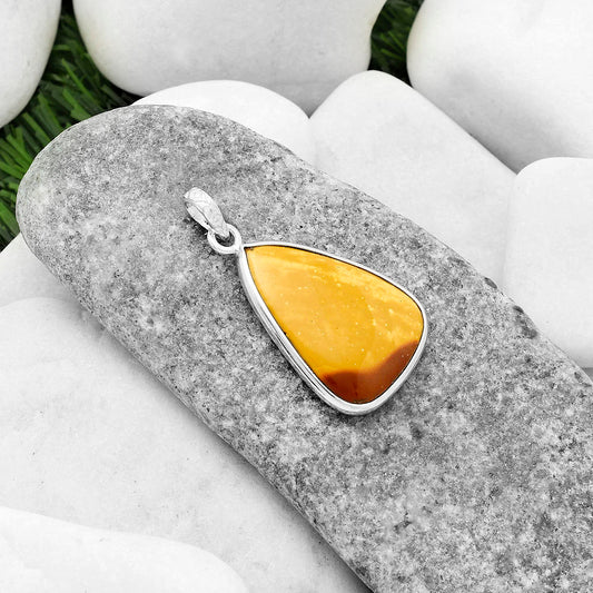 Natural Red Mookaite Pendant P-1001 SDP118226