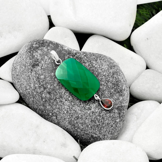 Faceted Natural Green Onyx & Garnet Pendant P-1098 SDP118502