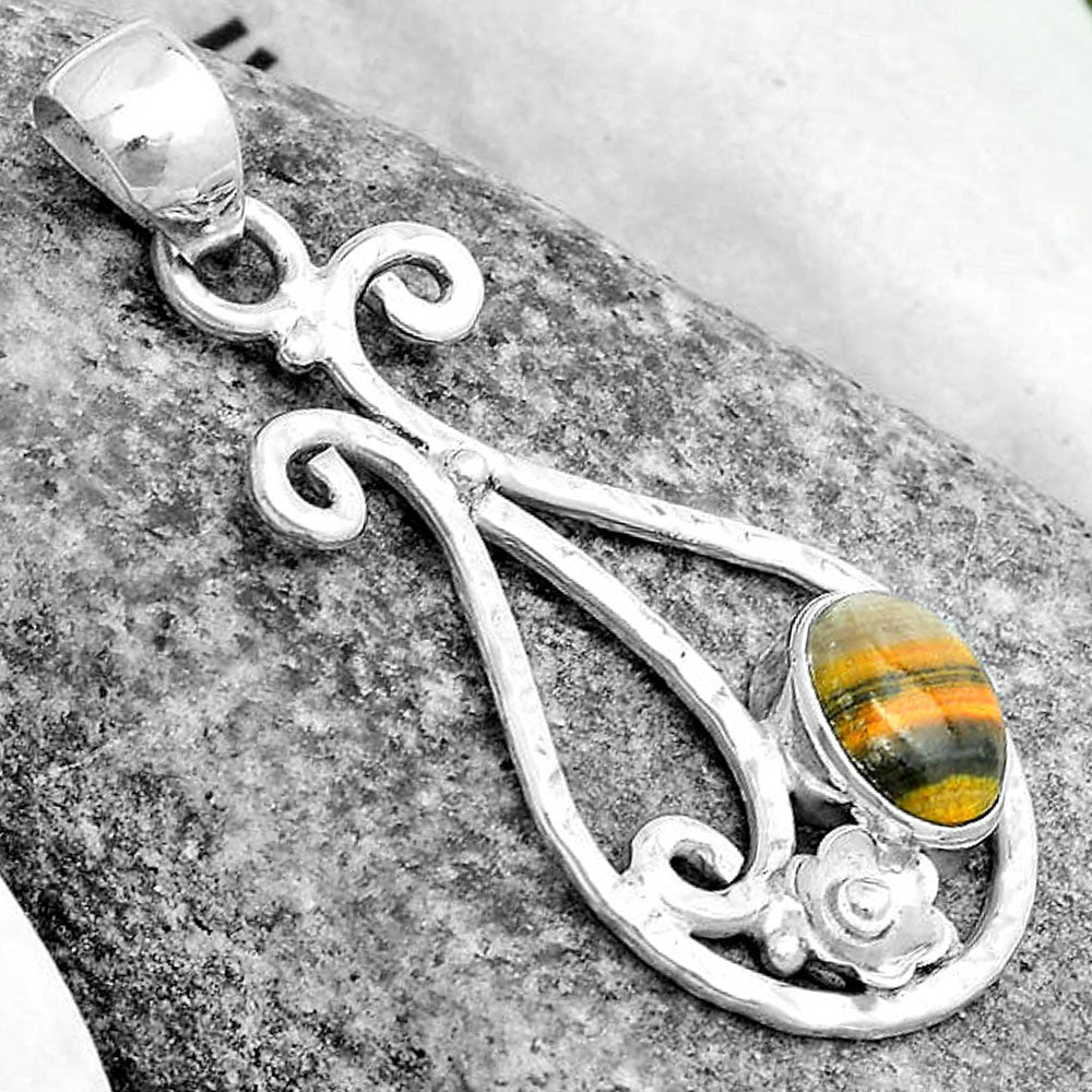 Natural Indonesian Bumble Bee Pendant P-1714 SDP123897