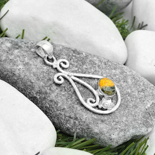 Natural Indonesian Bumble Bee Pendant P-1714 SDP123908