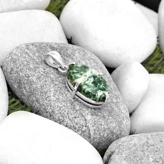 Natural Dioptase Pendant P-1013 SDP126131