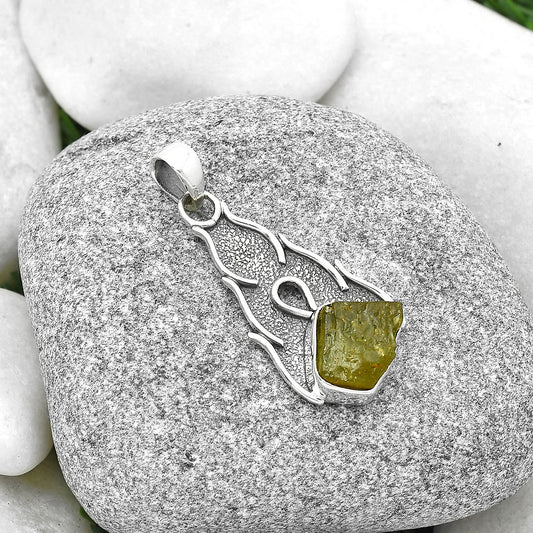 Natural Green Kyanite Rough - India Pendant P-1400 SDP127291