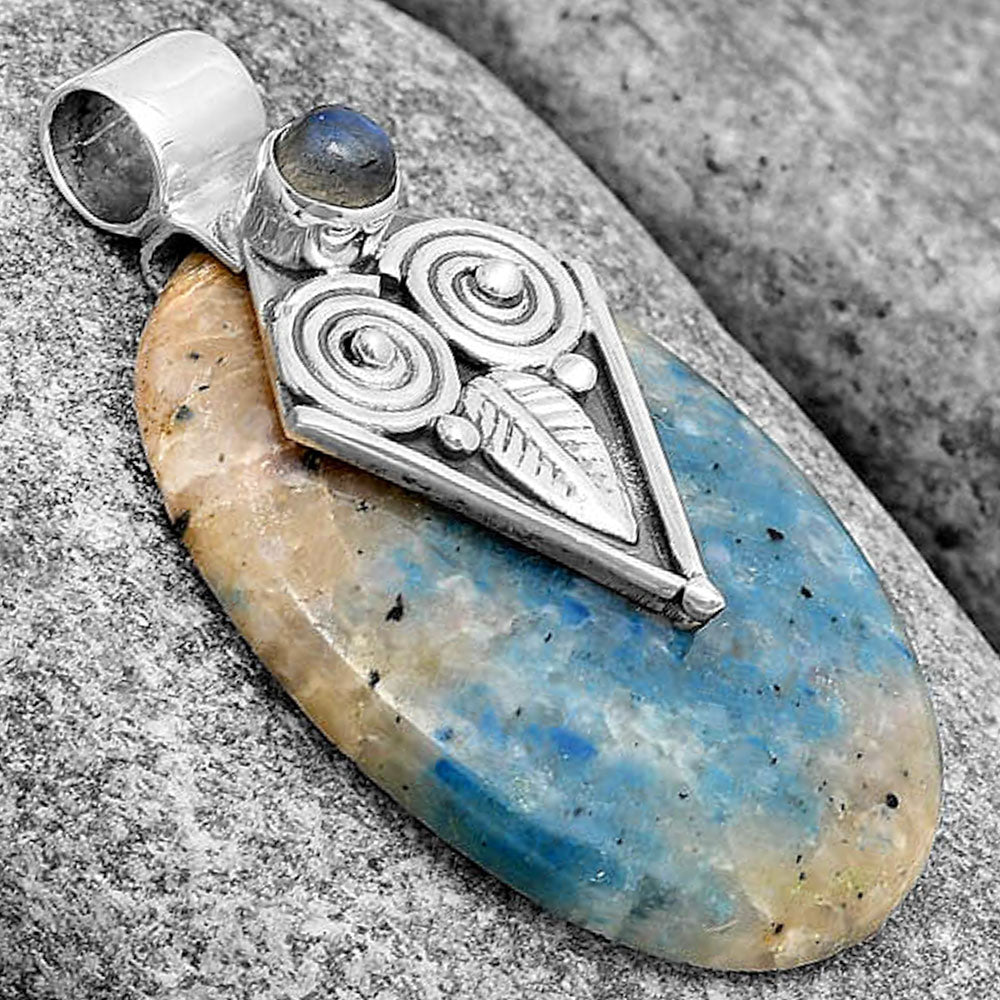 Owl - Cavansite - India & Labradorite Pendant P-1649 SDP130425