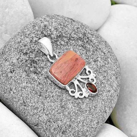 Natural Pink Tulip Quartz & Garnet Pendant P-1594 SDP131096