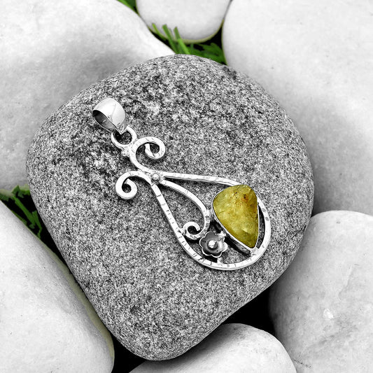 Natural Green Kyanite Rough - India Pendant P-1714 SDP131898