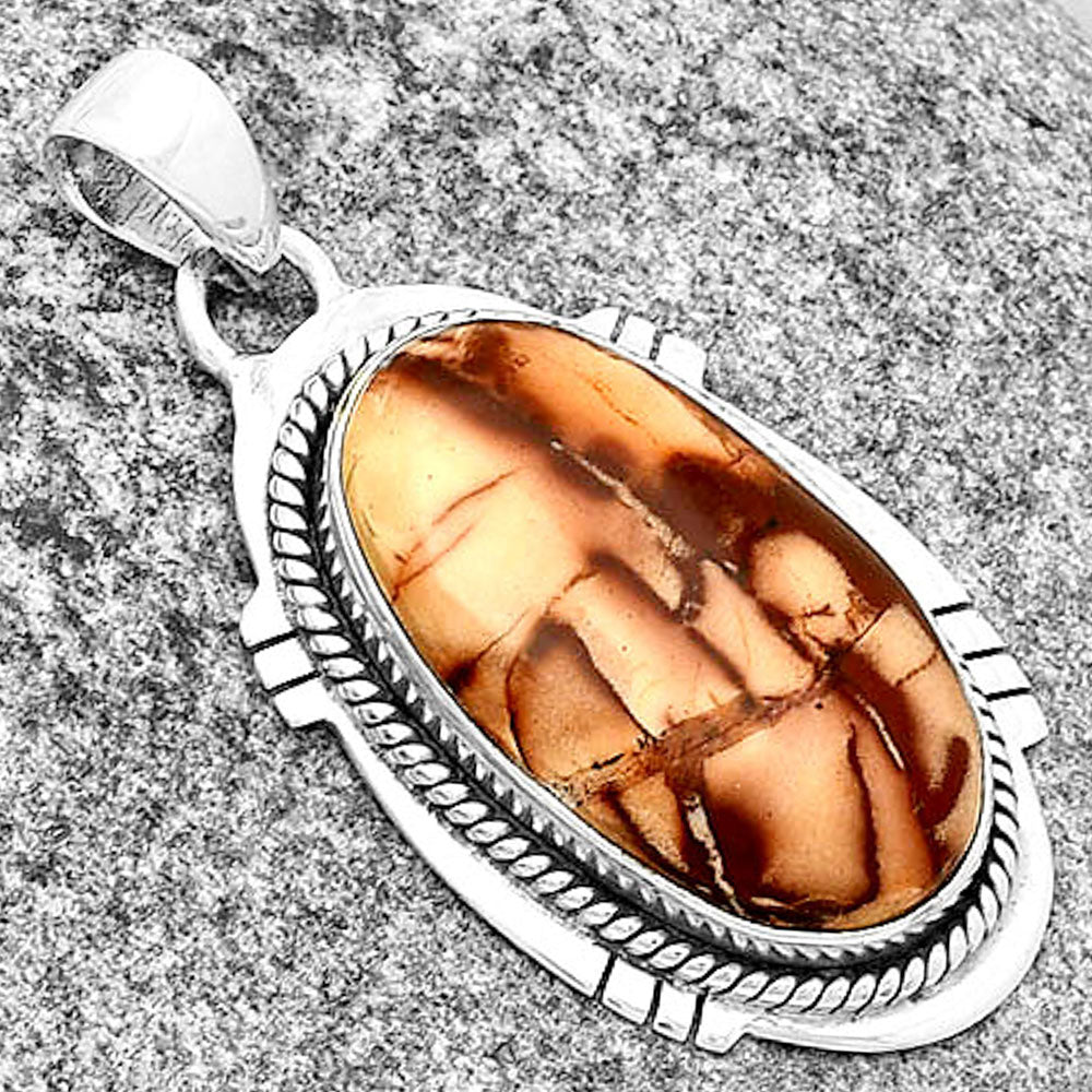 Natural Indian Paint Gemstone Pendant P-1463 SDP132512