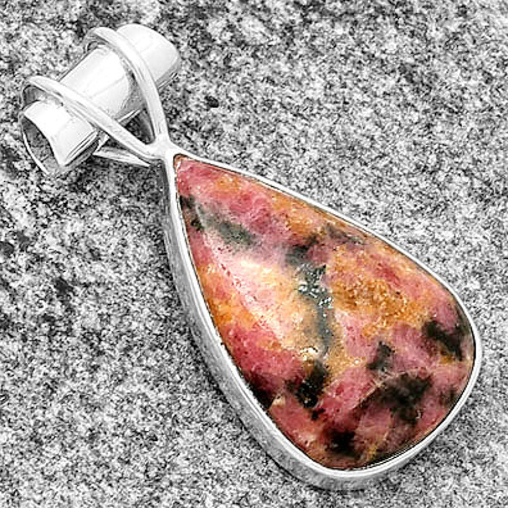 Natural Magnetite In Rhodonite Pendant P-1304 SDP132753