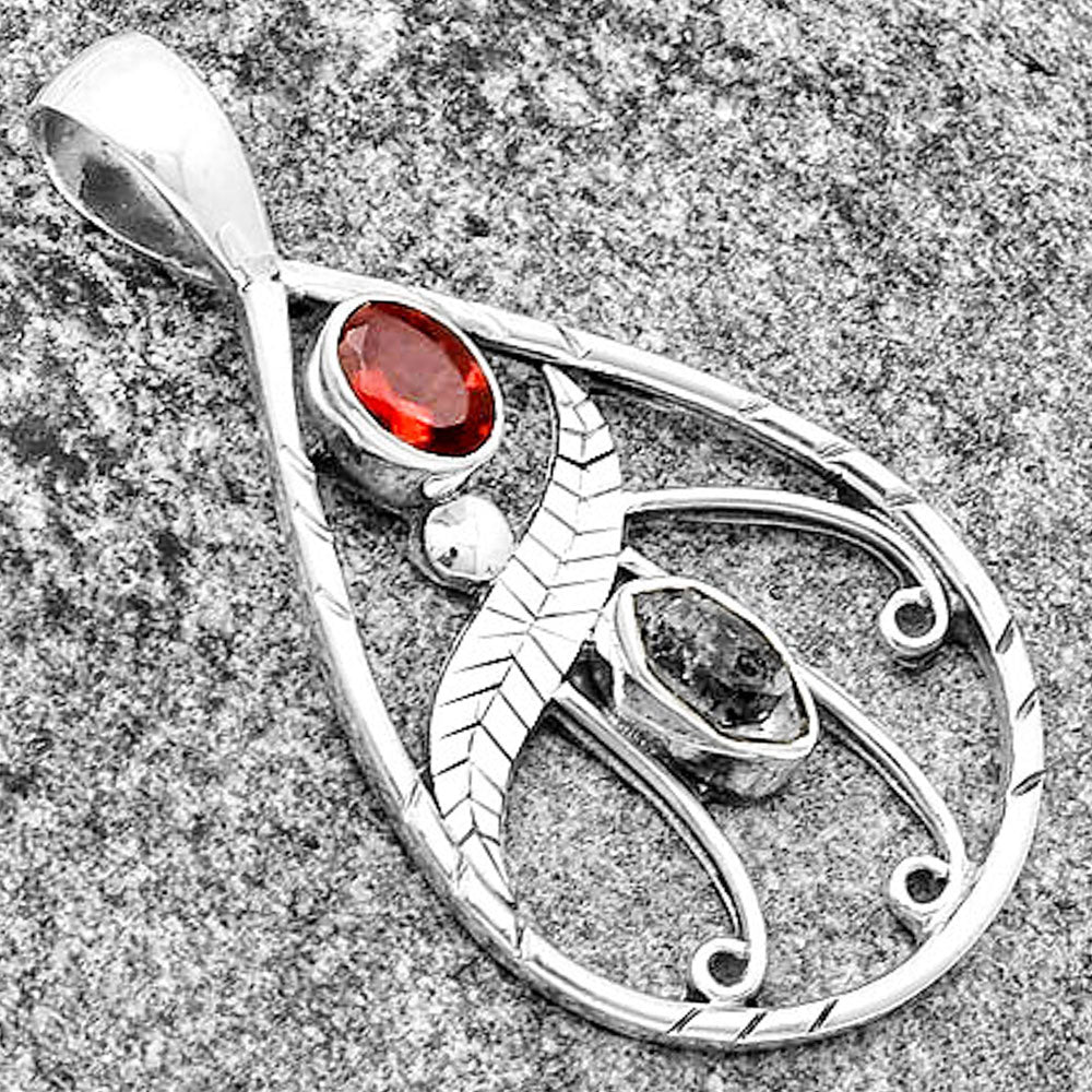 Natural Herkimer Diamond USA & Garnet Pendant P-1376 SDP133101