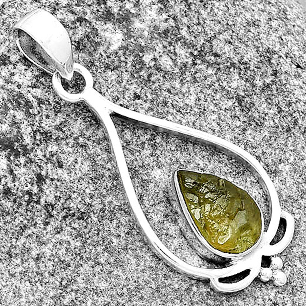 Natural Rare Kornerupine Rough Pendant P-1633 SDP133498