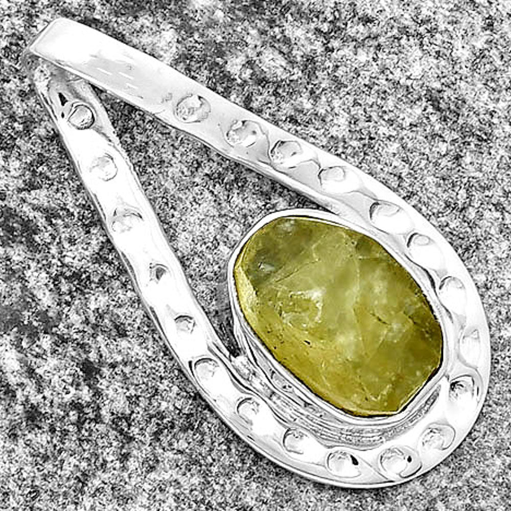 Natural Green Kyanite Rough - India Pendant P-1188 SDP133649