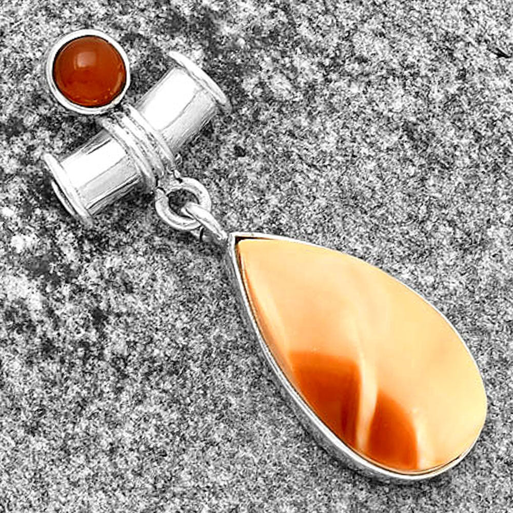 Natural Spiny Oyster Shell & Carnelian Pendant P-1337 SDP133700