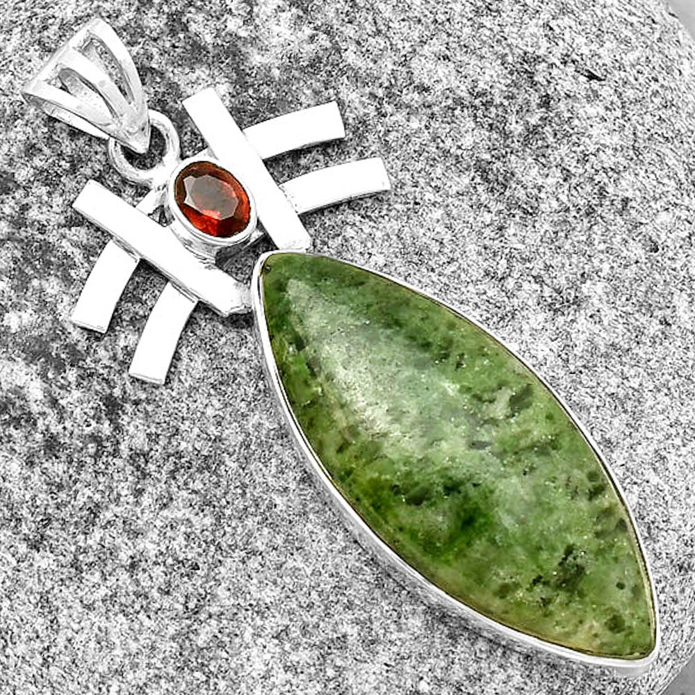 Natural Serpentine & Garnet Pendant P-1046 SDP134044