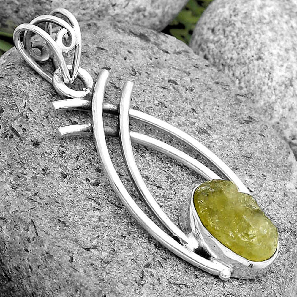Natural Green Kyanite Rough - India Pendant P-1010 SDP134558