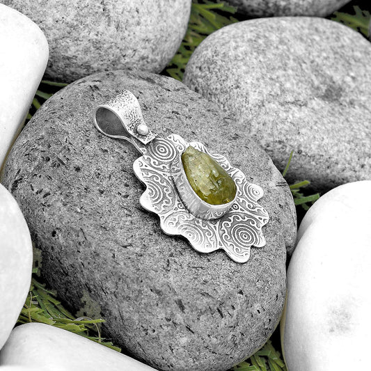 Natural Green Kyanite Rough - India Pendant P-1238 SDP134609