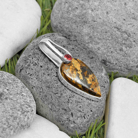 Natural Bronzite & Garnet Pendant P-1606 SDP136186