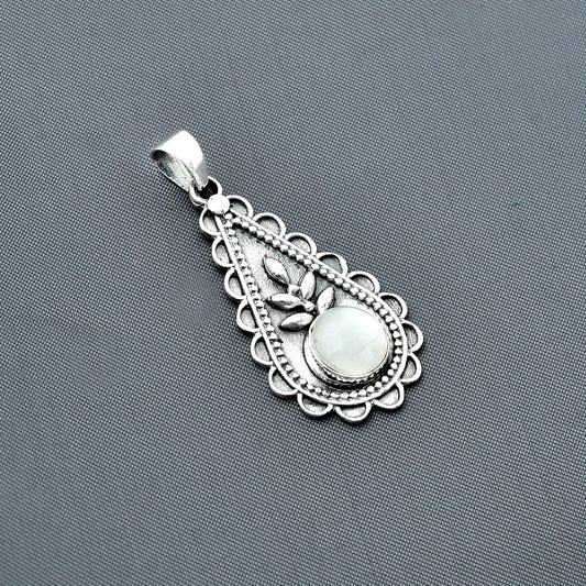 Natural Srilankan Moonstone Pendant P-1033 SDP137909