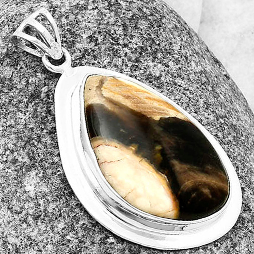 Natural Peanut Wood Pendant P-1076 SDP138800