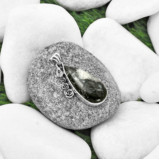 Floral - Mexican Cabbing Fossil Pendant P-1070 SDP138919