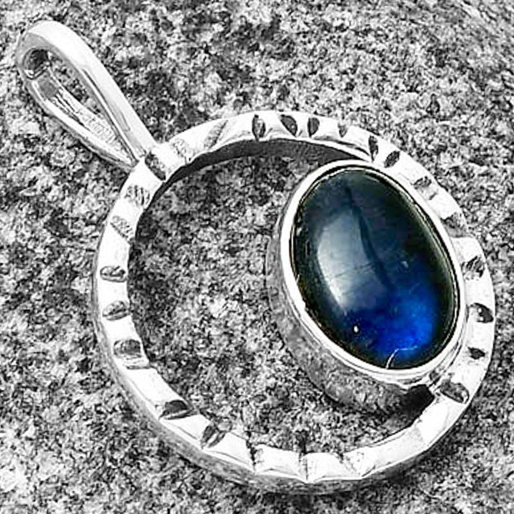 Blue Fire Labradorite - Madagascar Pendant P-1067 SDP139650