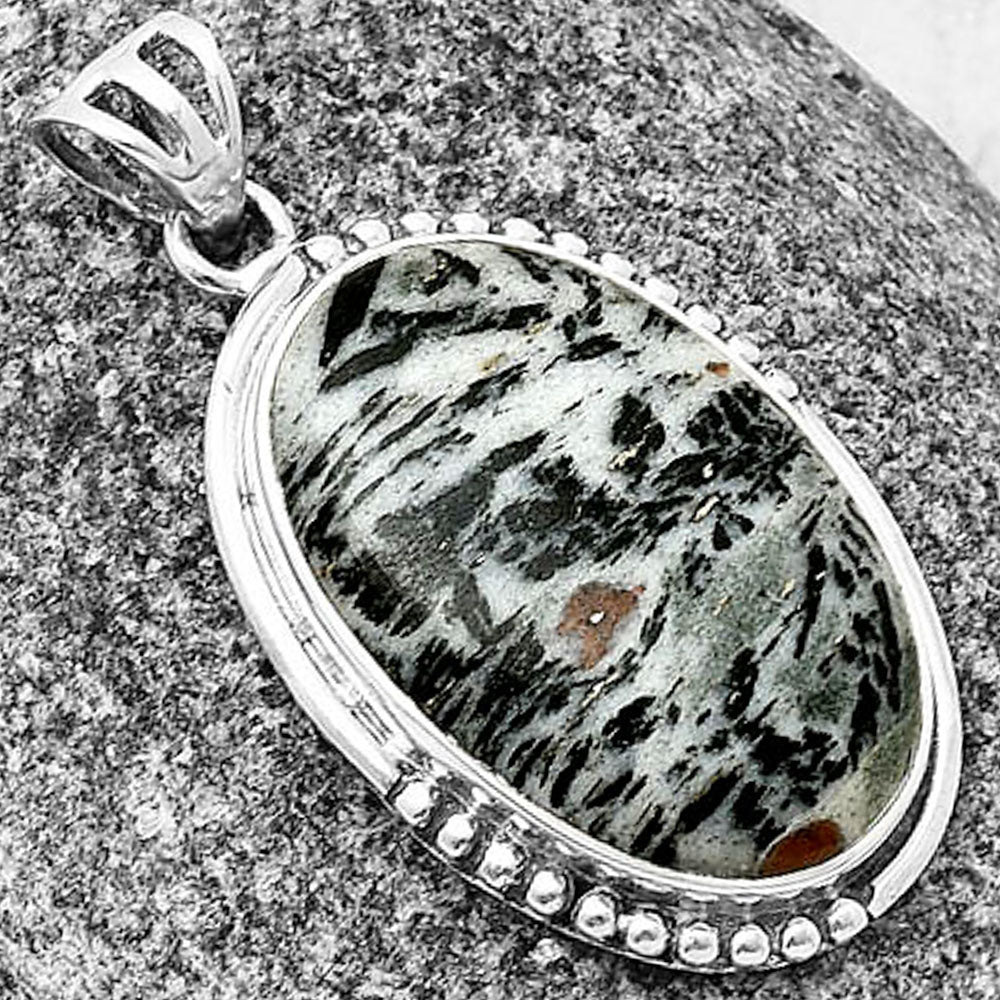 Natural Hornblende Pendant P-1073 SDP139791