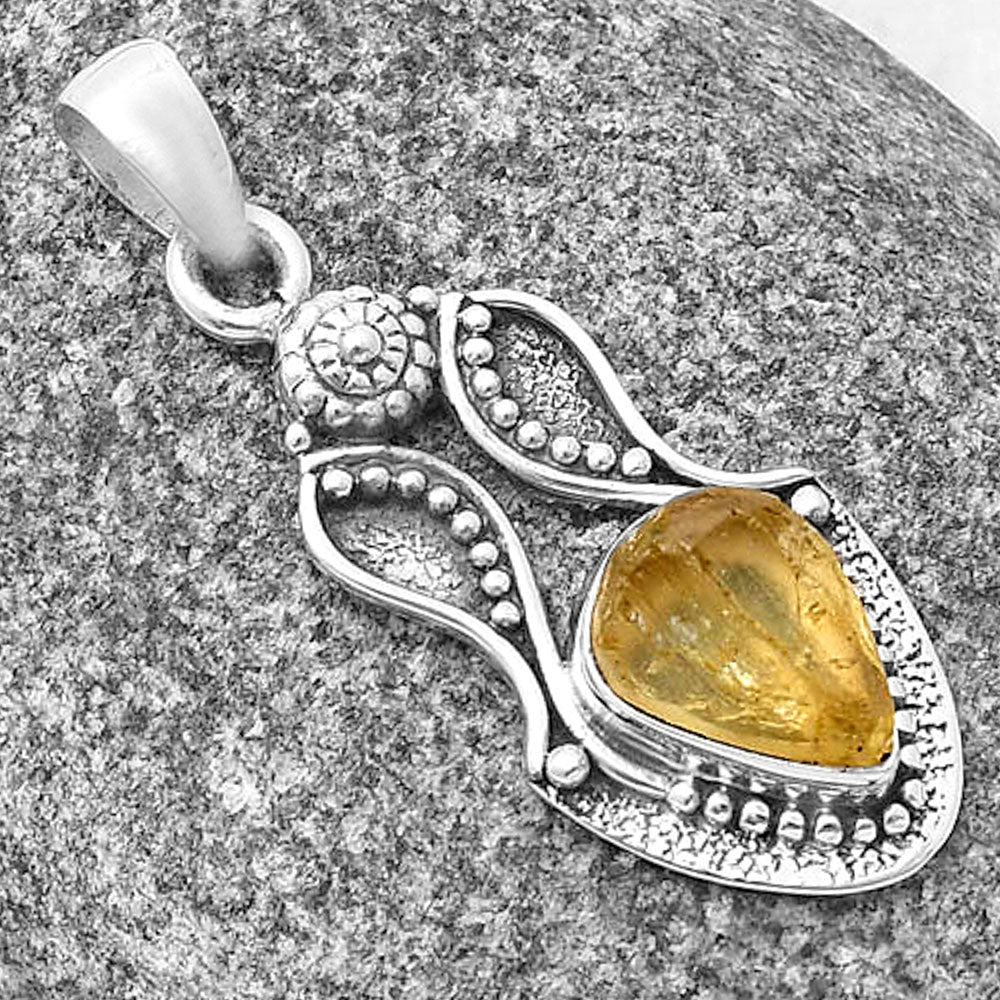 Natural Yellow Scapolite Rough Pendant P-1277 SDP140554