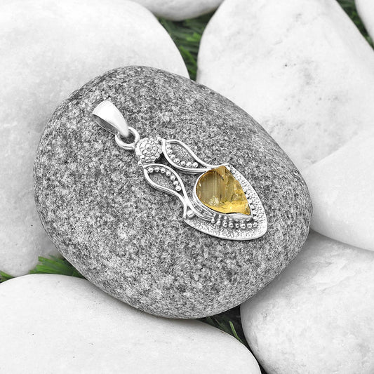 Natural Yellow Scapolite Rough Pendant P-1277 SDP140559