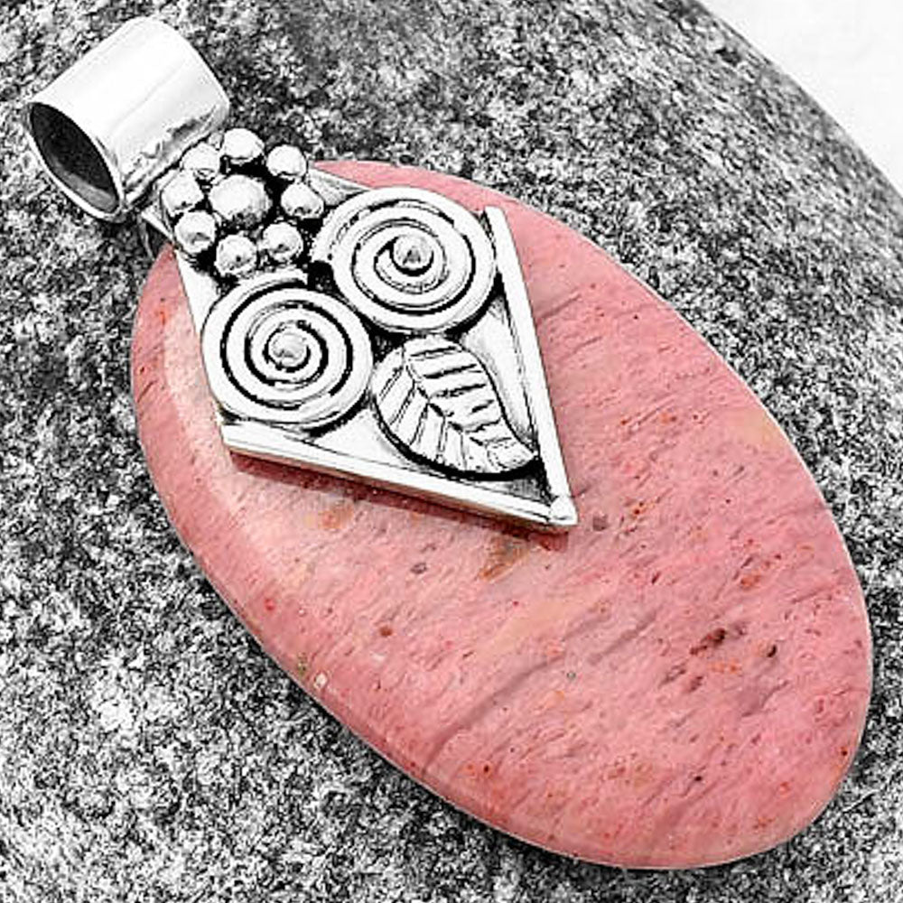 Natural Owl - Pink Tulip Quartz Pendant P-1649 SDP141018