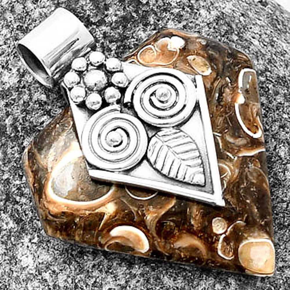 Natural Owl - Turtella Jasper - USA Pendant P-1649 SDP141025