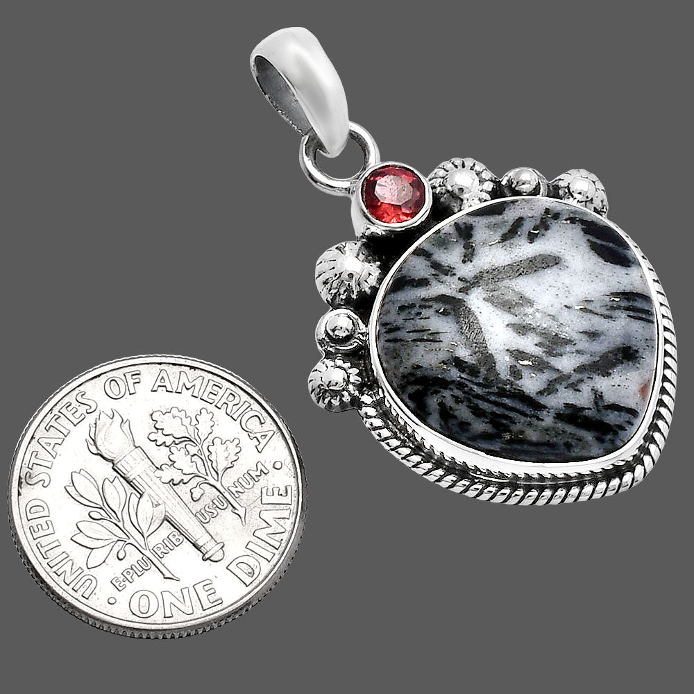 Natural Hornblende & Garnet Pendant P-1482 SDP144394