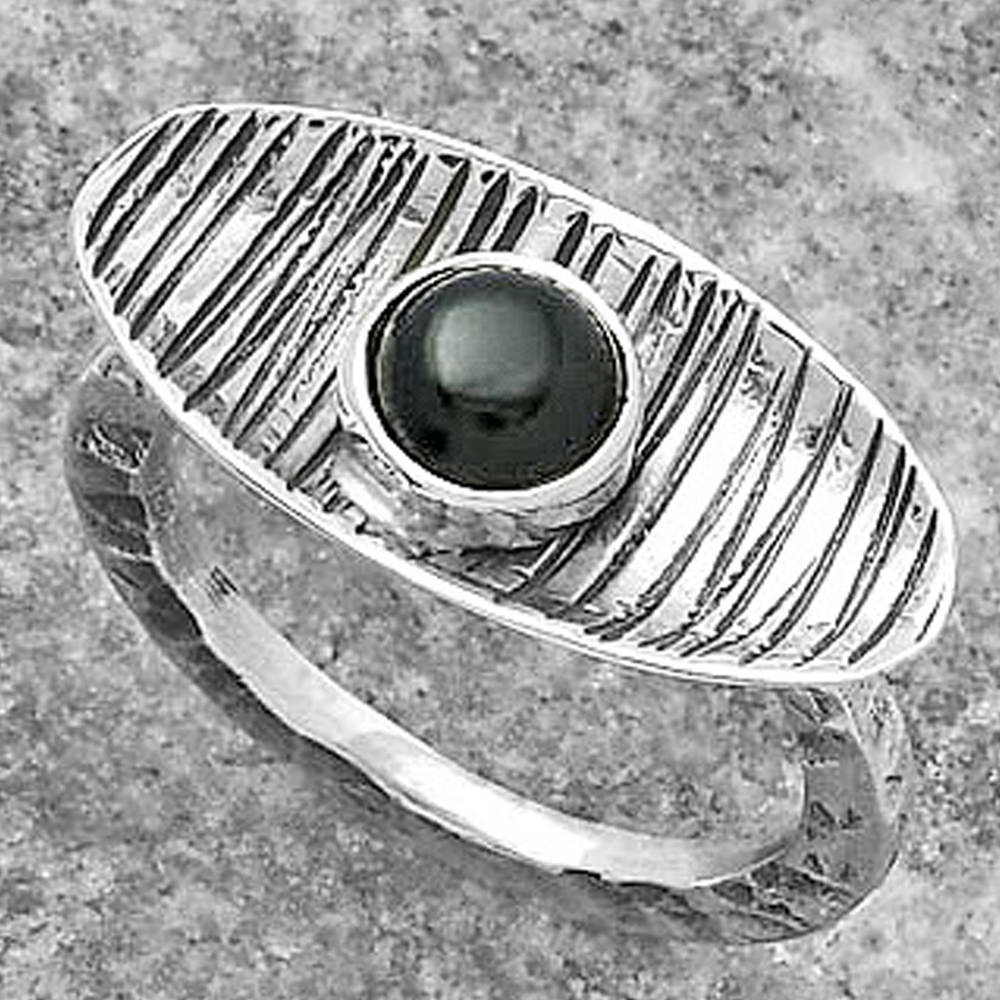 Natural Black Onyx - Brazil Ring size-7 R-1573 SDR156682