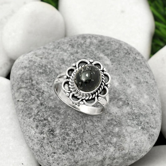 Natural Nuummite Ring size-7.5 R-1256 SDR161499