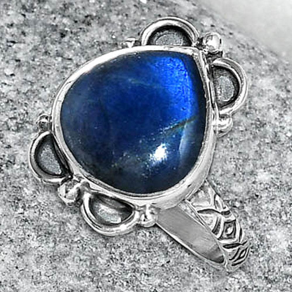 Blue Fire Labradorite - Madagascar Ring size-8 R-1103 SDR163644