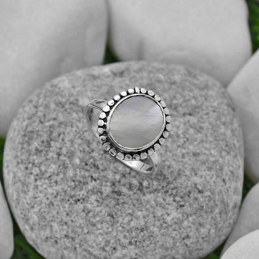 Natural Mother Of Pearl Ring size-8 R-1071 SDR167187