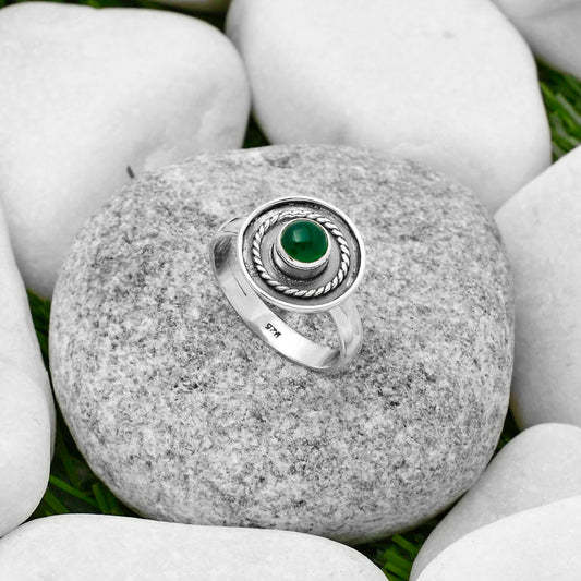 Natural Green Onyx Ring size-8 R-1439 SDR167677