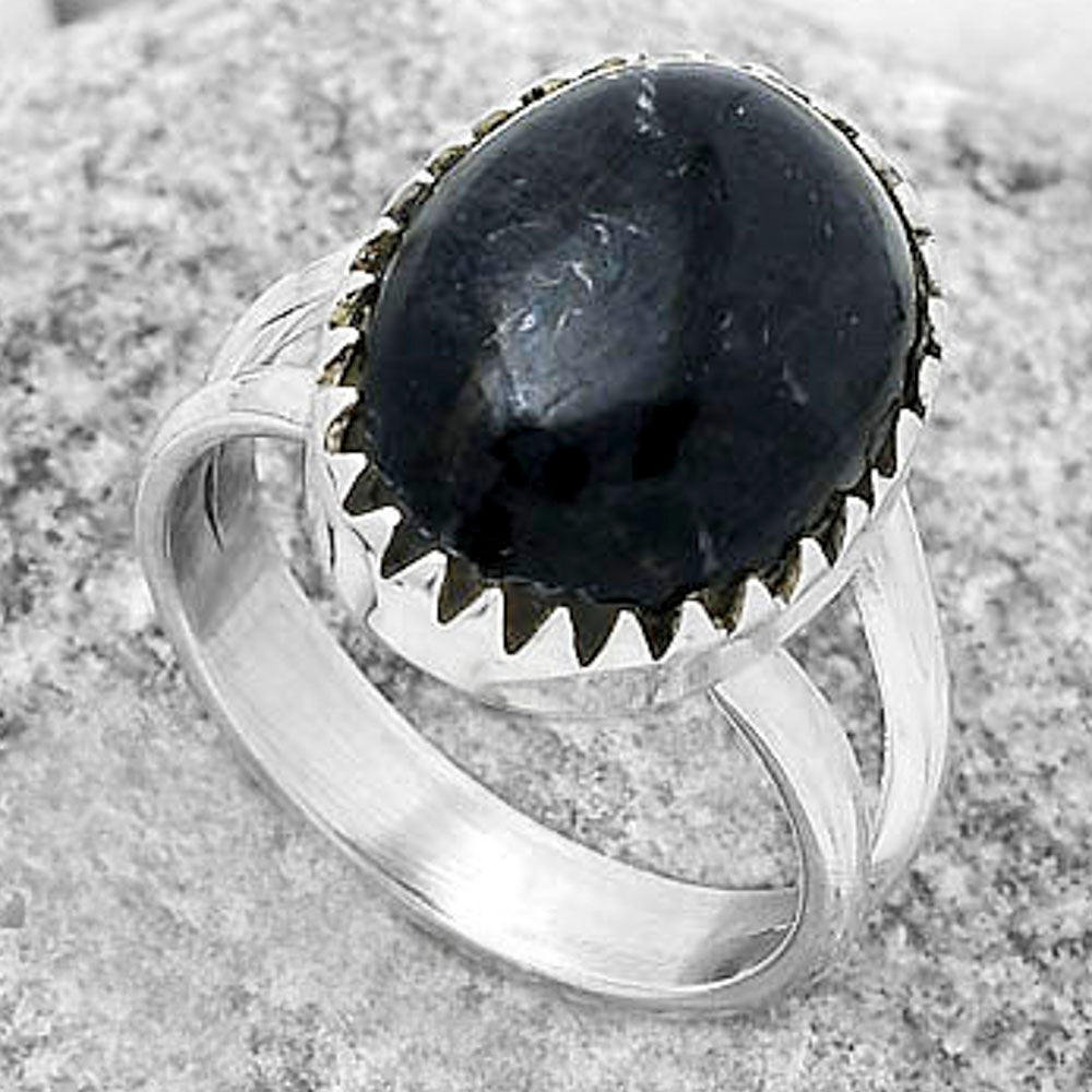 Natural Nuummite Ring size-7 R-1210 SDR172369