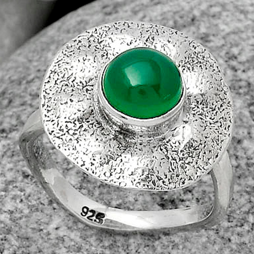 Natural Green Onyx Ring size-7 R-1531 SDR179125