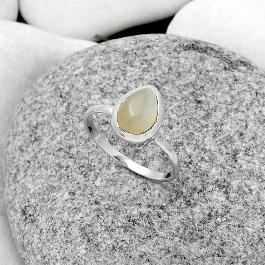 Natural Srilankan Moonstone Ring size-8.5 R-1004 SDR179240