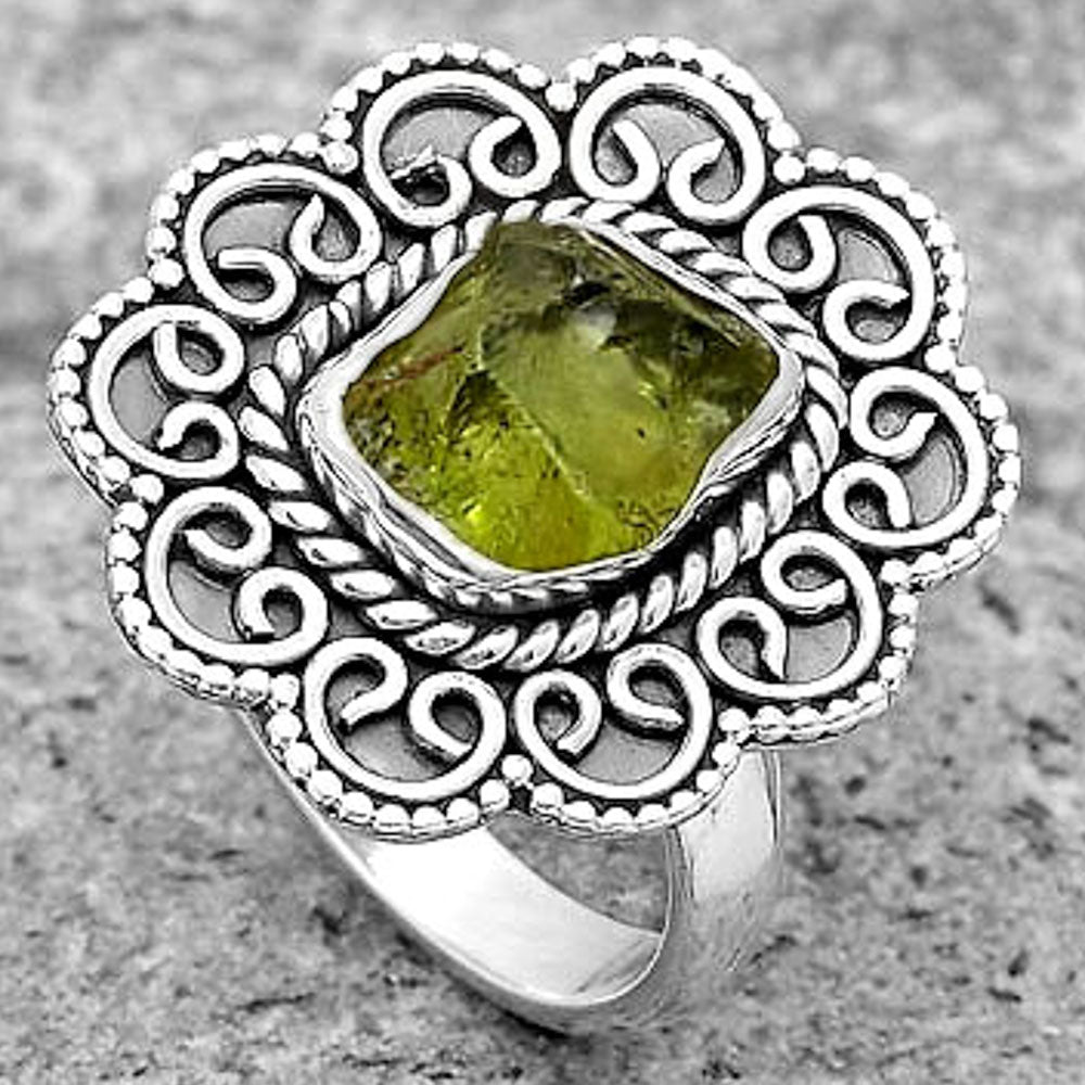 Filigree - Natural Peridot Rough Ring size-7 R-1337 SDR194396